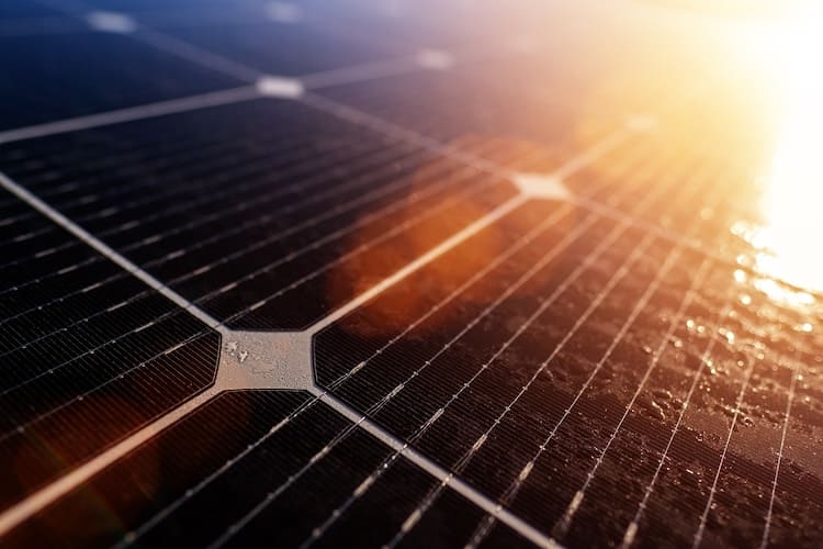 El granizo puede dañar las placas solares 