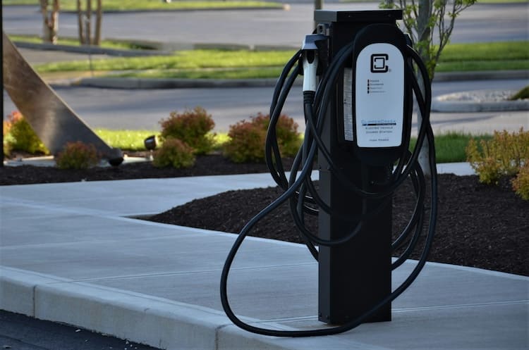 Tipos de puntos de recarga para vehículos eléctricos