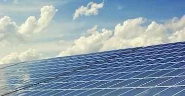 Aerotermia y placas solares