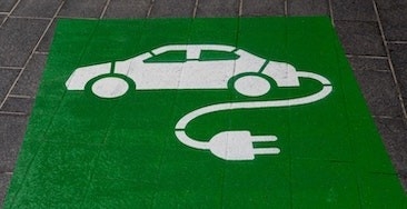¿Cómo y dónde cargar un coche eléctrico?